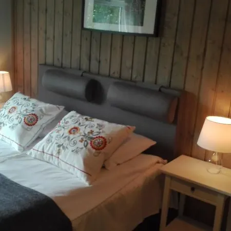 Daire Voss- Myrkdalen Vossestrand