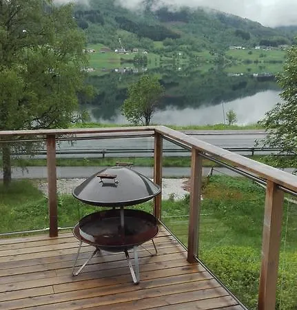 Voss- Myrkdalen * Vossestrand